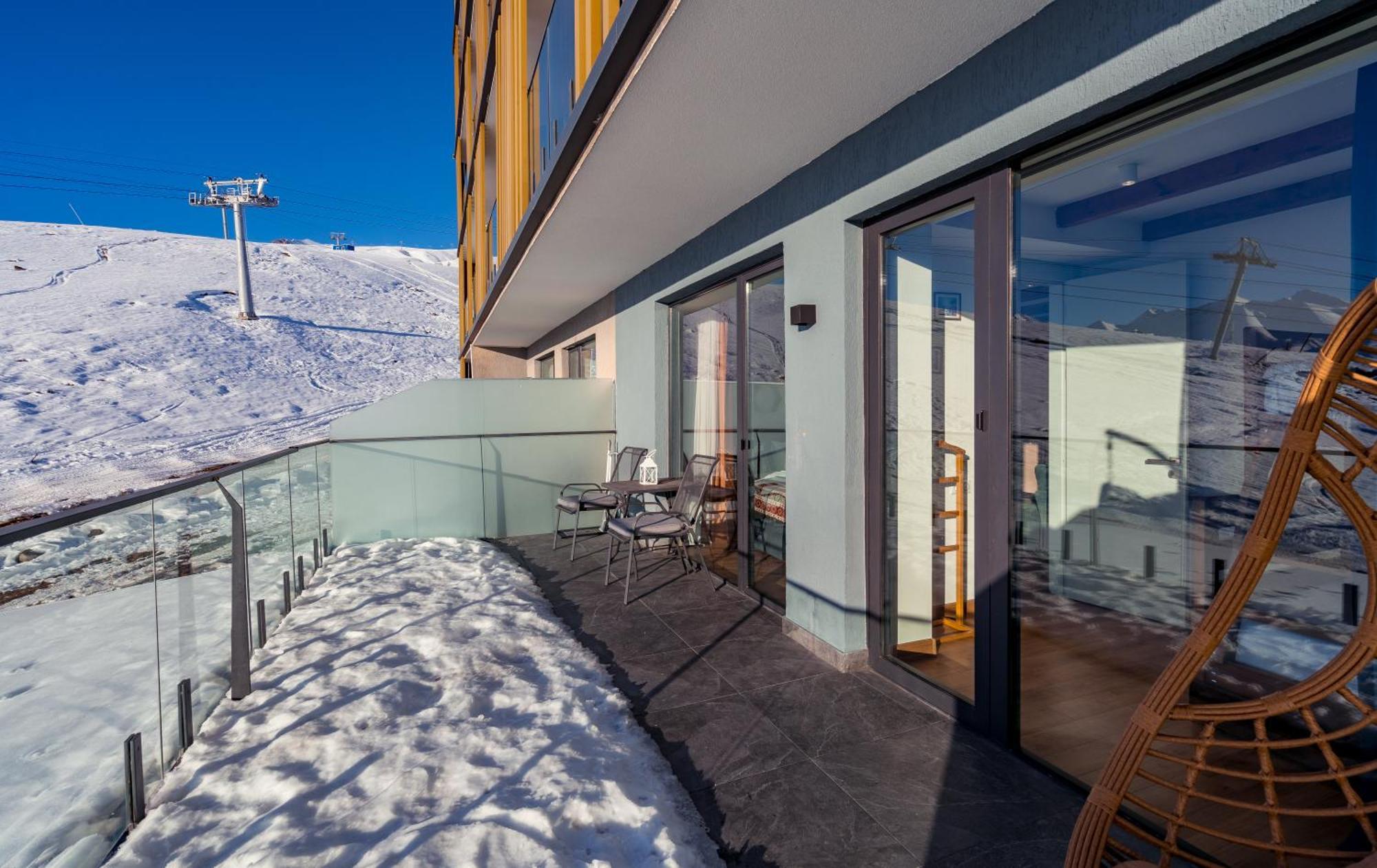 New Gudauri Apartments In Atrium Eksteriør bilde